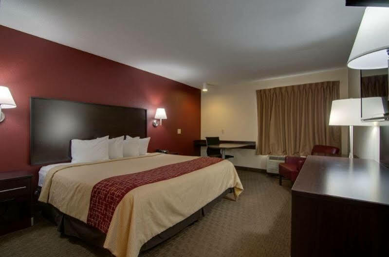 Red Roof Inn Мърфрийзбъроу Екстериор снимка